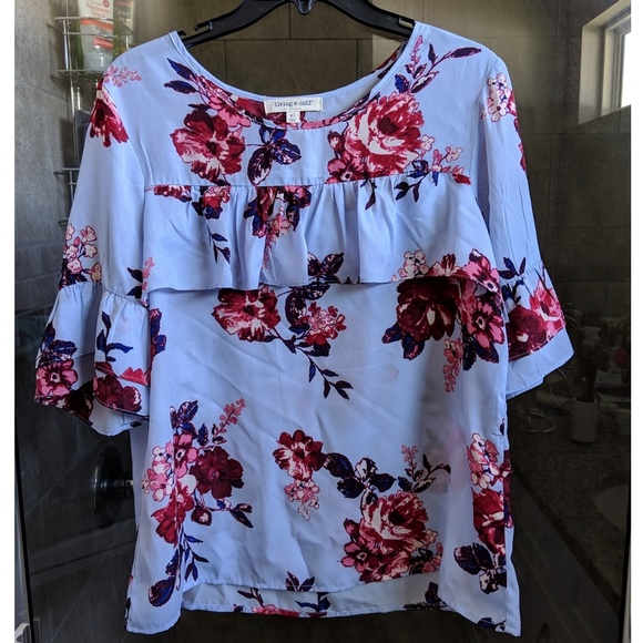 living doll Tops - DONATING 1/20/25 Living Doll Floral Top